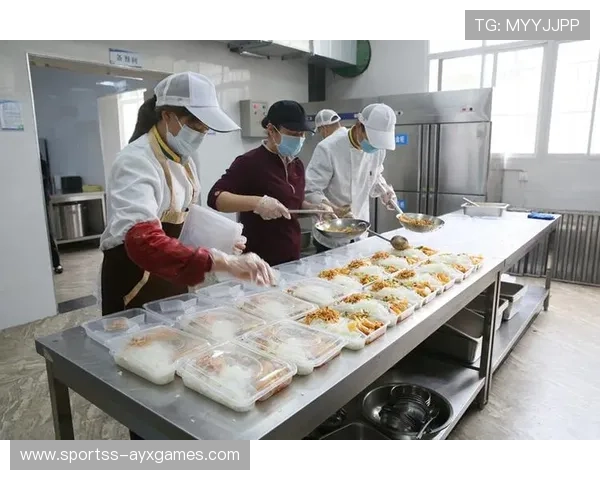 世界游泳大赛餐厅实行分时供餐减少拥挤